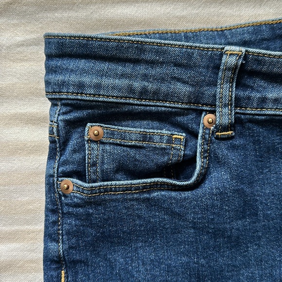 H&M Women’s Denim Jeans 👖 - Picture 4 of 5